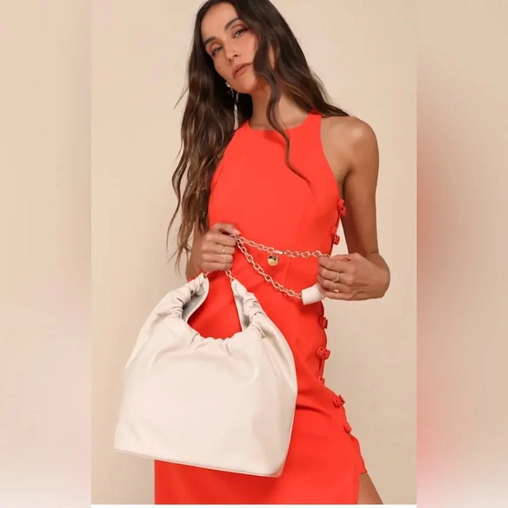 Lulus Busy Beauty Bone Gold Chain Tote NWT